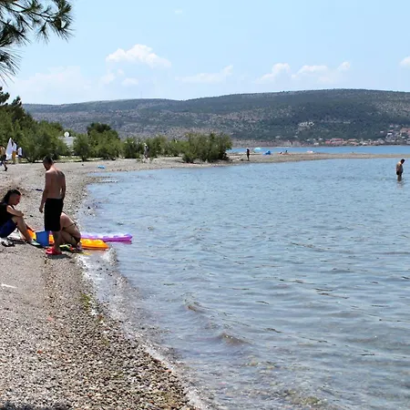 Appartamento By The Sea Seline, Paklenica - 25417 Starigrad Paklenica