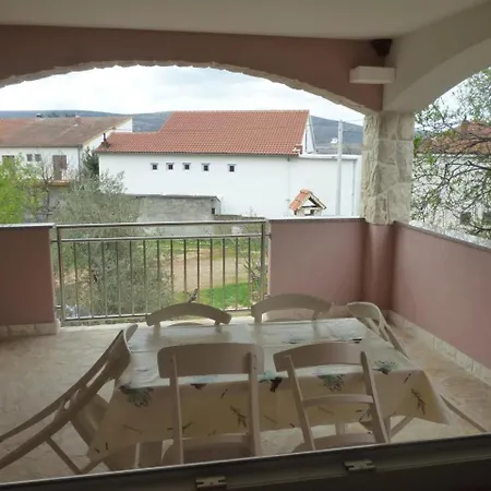 Apartment By The Sea Seline, Paklenica - 25417 Starigrad Paklenica